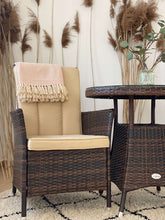 Załaduj obraz do przeglądarki galerii, Zestaw ogrodowy stół i 2 krzesła brązowy COCO 6 E1050